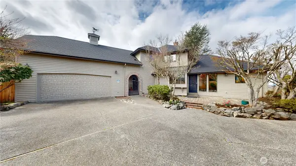 627 N Waugh Road, Mount Vernon, WA 98273