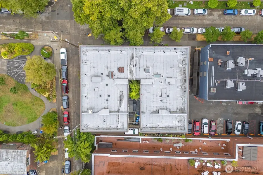 905 NE 43rd Street #107, Seattle, WA 98105 - #3