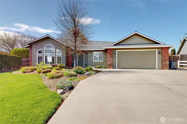 1726 SE Grassland Court, College Place, WA 99324