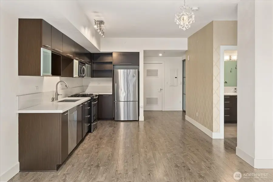 2911 2nd Avenue #404, Seattle, WA 98121 - #3