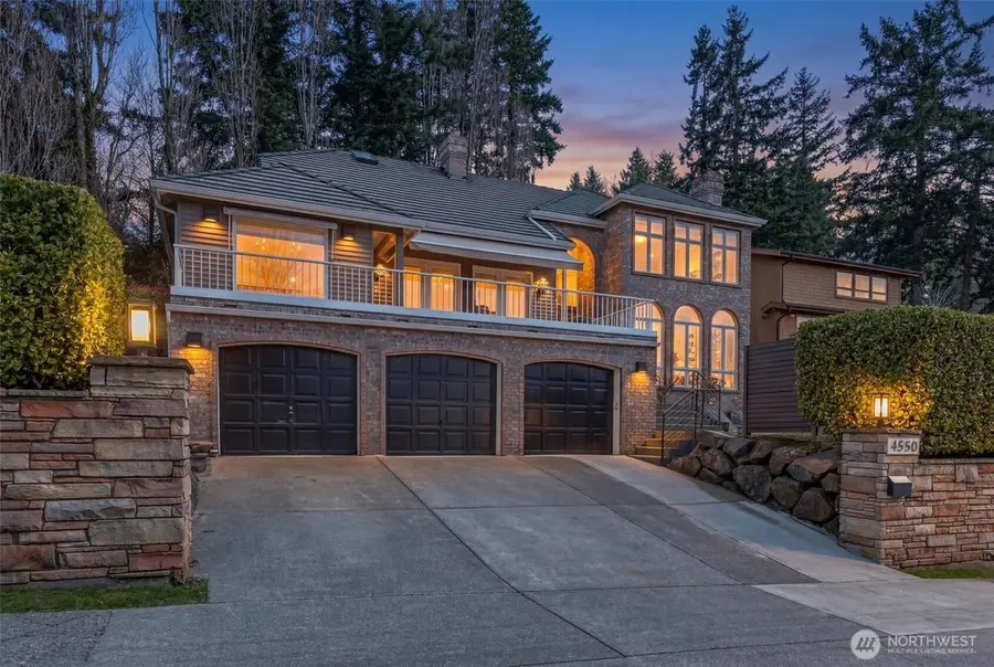 4550 49th Avenue Ne, Seattle, WA 98105 - #2