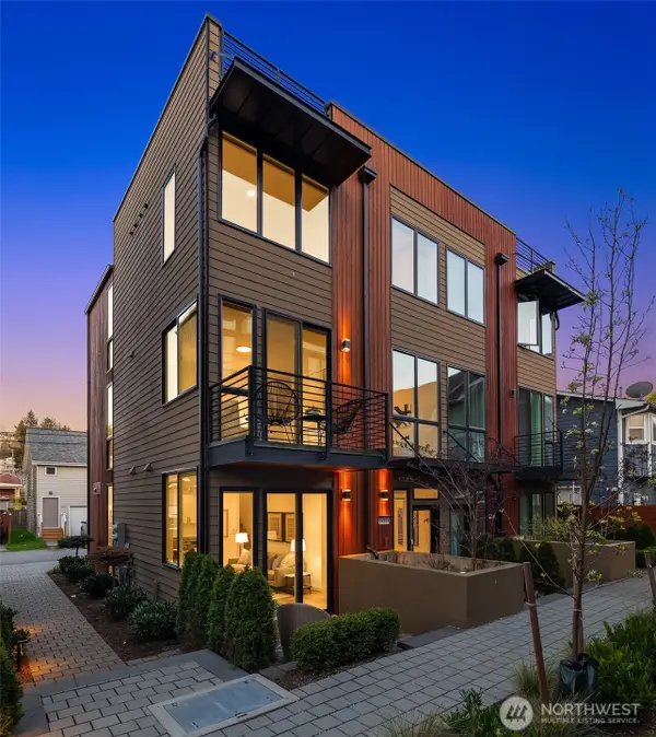 3406 34th Avenue W, Seattle, WA 98199