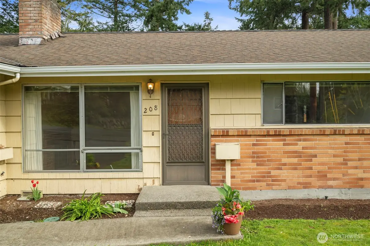 208 N 184th, Shoreline, WA 98133 - #1