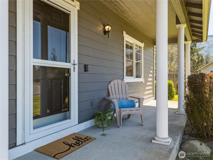 228 Amanda Avenue, Gold Bar, WA 98251 - #3