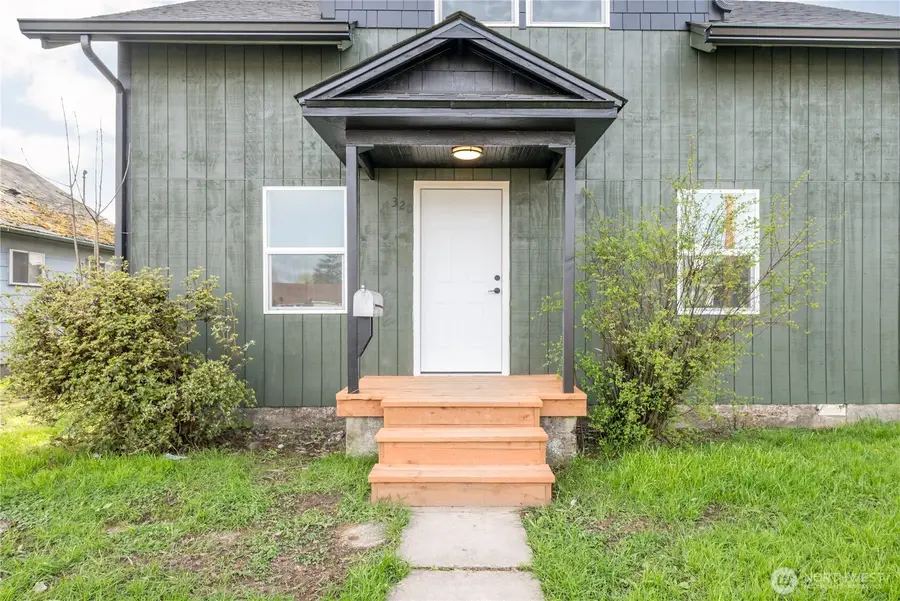 320 23rd Avenue, Longview, WA 98632 - #3