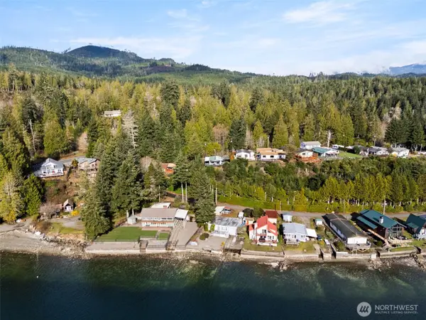 40 N Canal View Road, Hoodsport, WA 98548