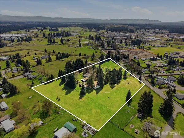 10022 Grove Road Se, Yelm, WA 98597