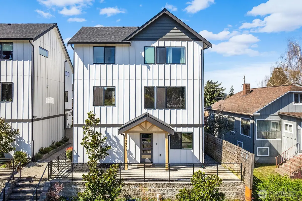 8451 18th Avenue Sw, Seattle, WA 98106 - #1