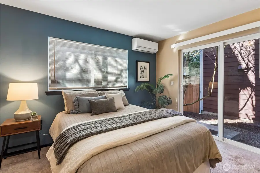 2042 Franklin Avenue E #A, Seattle, WA 98102 - #2