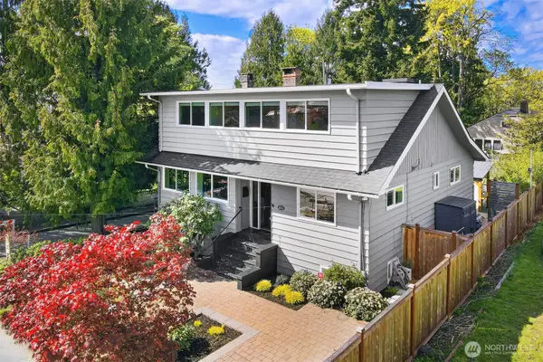 4634 SW Frontenac Street, Seattle, WA 98136