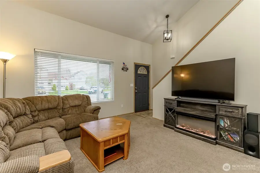 9921 Greenleaf Loop Se, Yelm, WA 98597 - #3