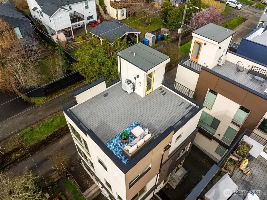 5017 Fauntleroy Way Sw #B, Seattle, WA 98136 - #2