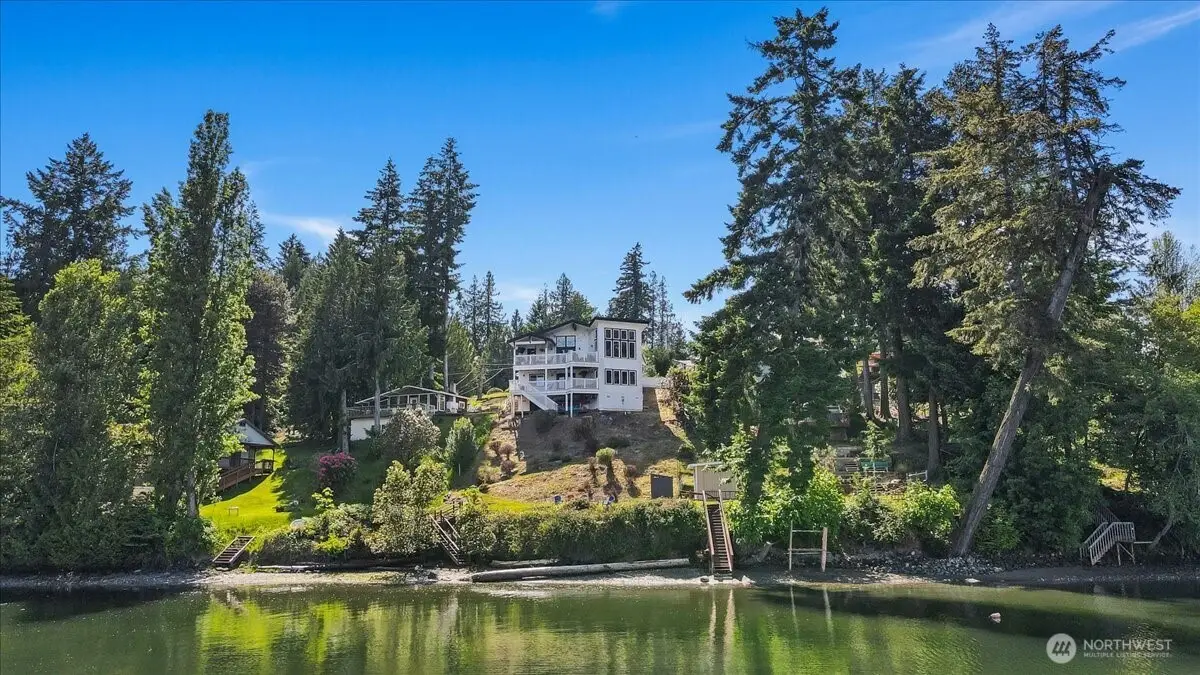 2142 Island Drive Nw, Olympia, WA 98502 - #1