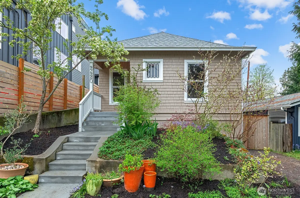 2620 E Roy Street, Seattle, WA 98112 - #1