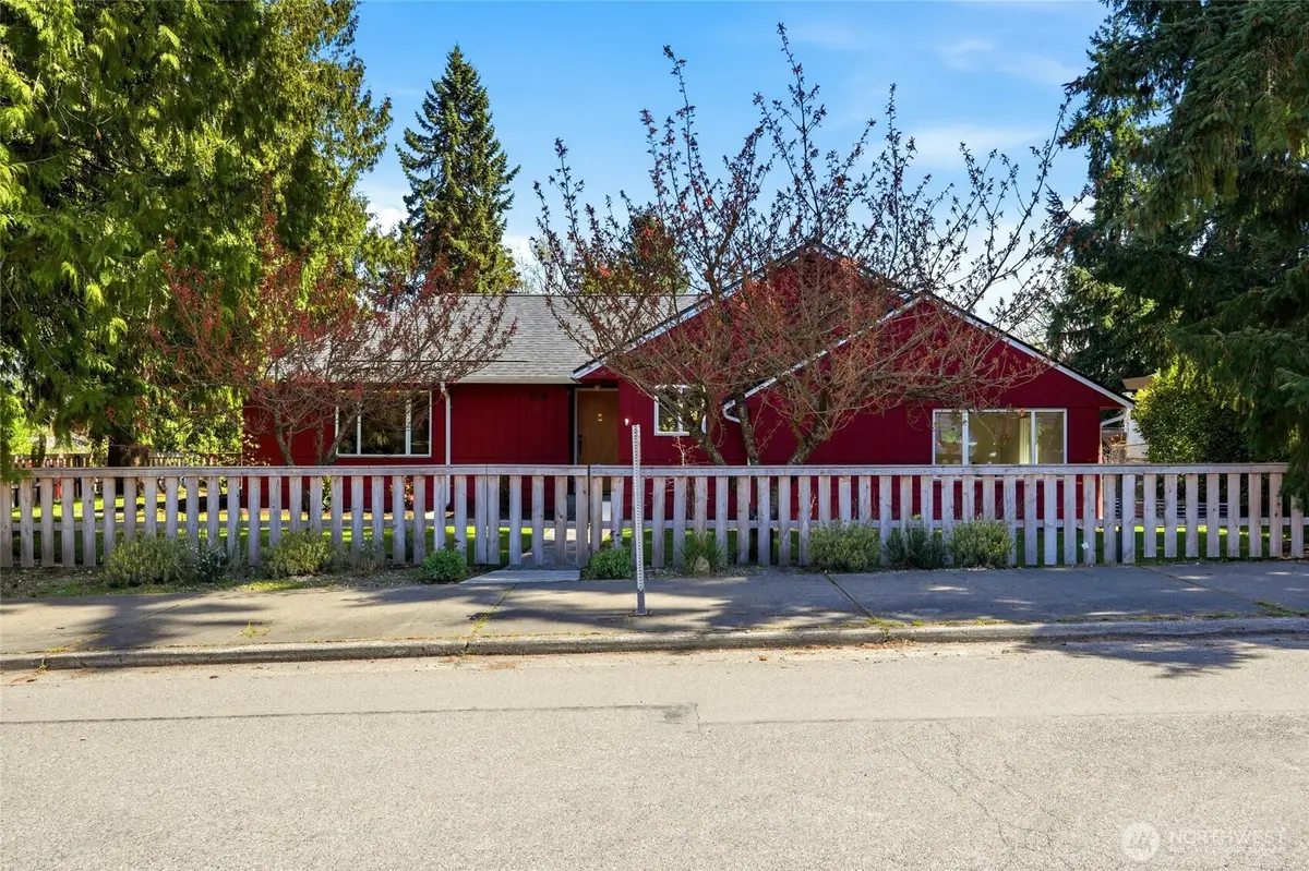 9524 20th Ave Ne, Seattle, WA 98115 - #1