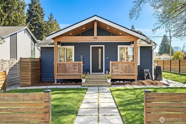 5954 SW 49th Ave, Seattle, WA 98136