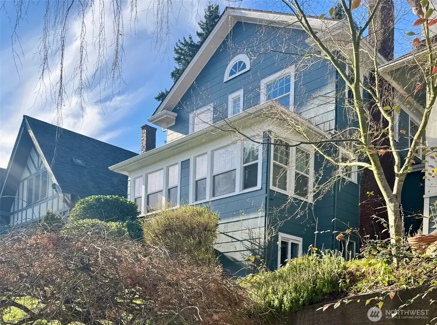 5235 19th Avenue Ne, Seattle, WA 98105 - #2