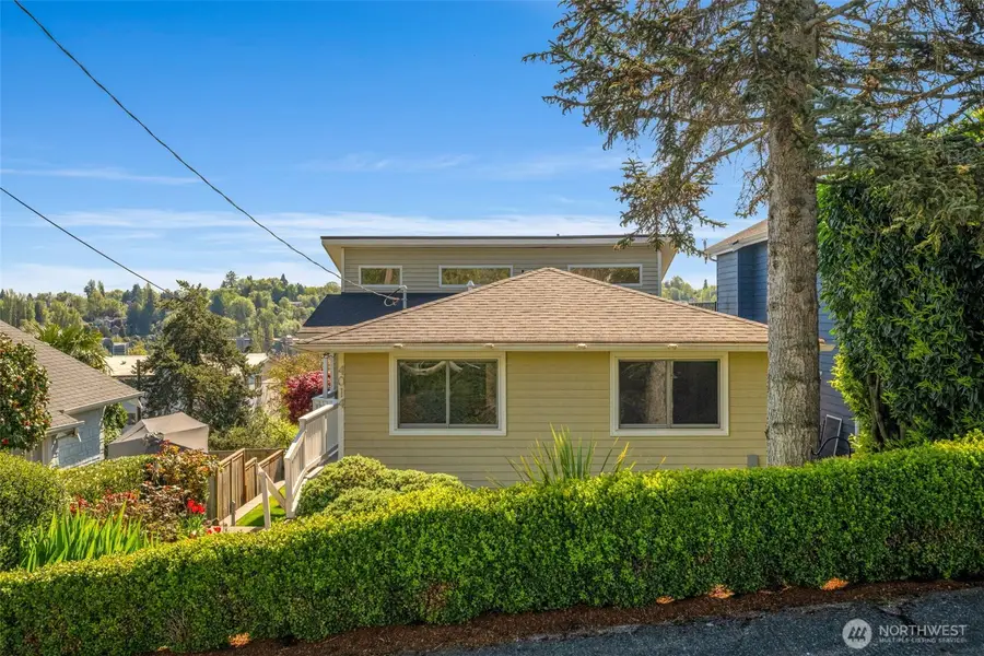 4014 32nd Avenue Sw, Seattle, WA 98126 - #2