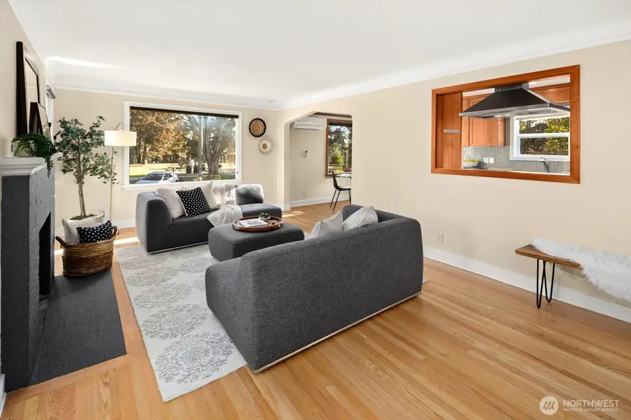 2106 NW 77th Street, Seattle, WA 98117 - #3