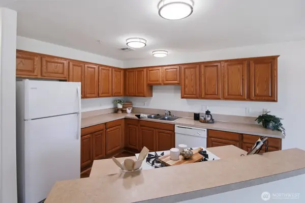 1318 37th Street #2-420, Everett, WA 98201