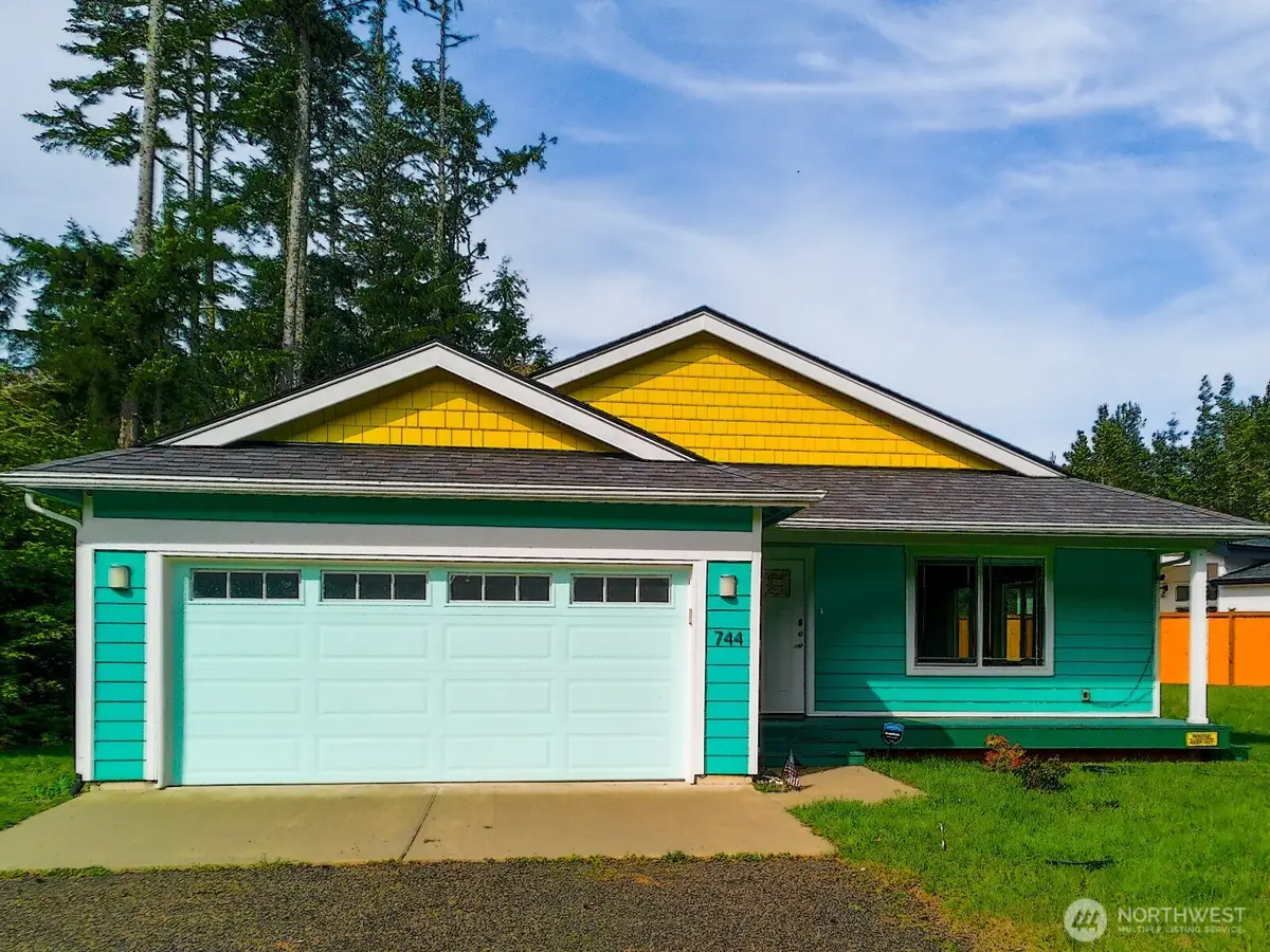 744 Evergreen Avenue, Ocean Shores, WA 98569 - #1