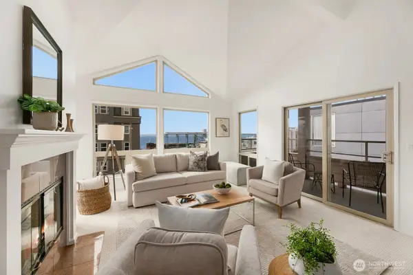 522 W Mercer Place #401, Seattle, WA 98119