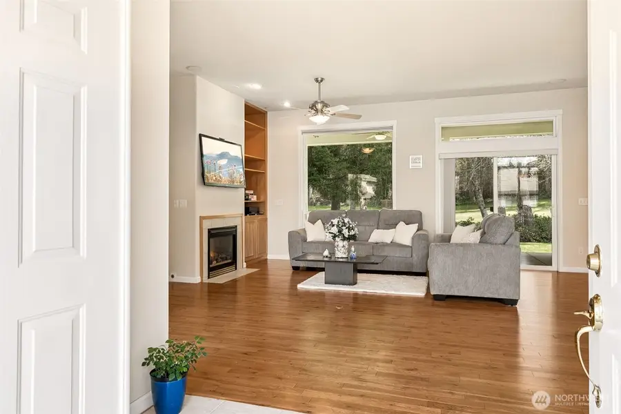 4202 Campus Green Loop Ne, Lacey, WA 98516 - #3