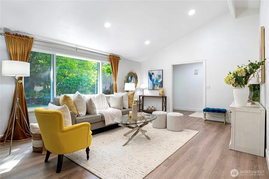 11527 113th Place Ne, Kirkland, WA 98033 - #3