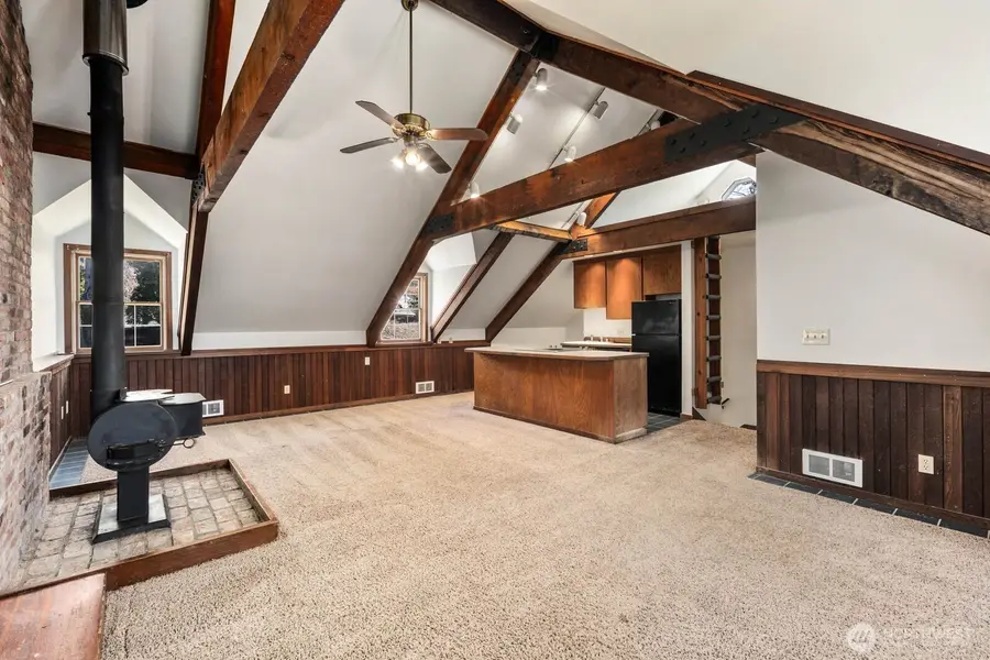 905 S 270th Street, Des Moines, WA 98198 - #3