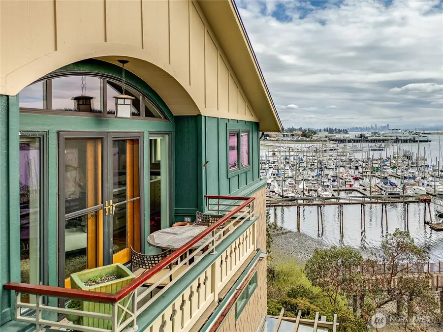 546 Wood Avenue Sw #3K, Bainbridge Island, WA 98110 - #3
