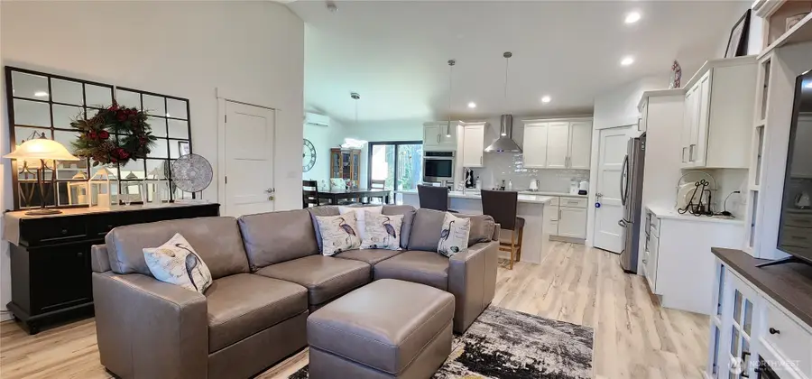 160 E Country Club Drive N, Union, WA 98592 - #3