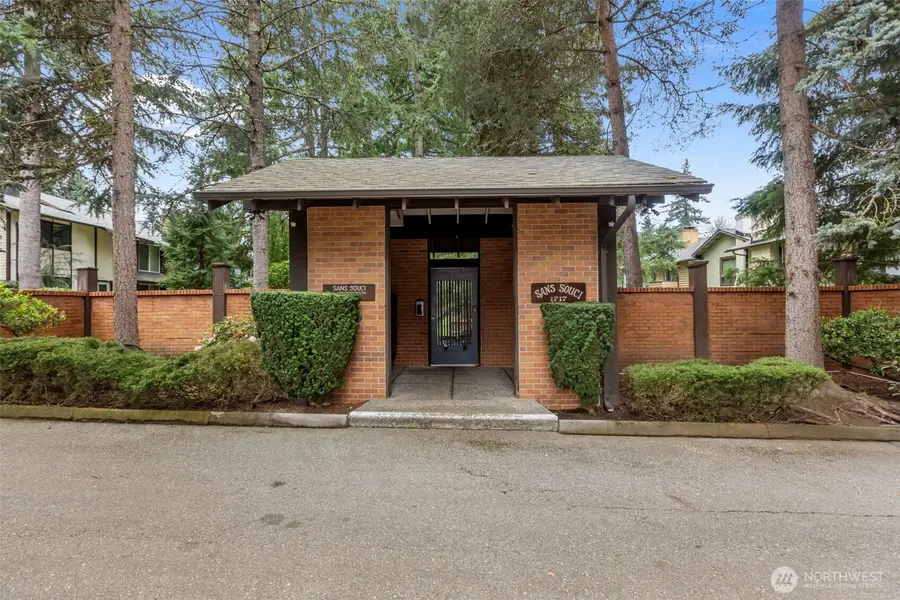 1717 150th Avenue Se, Bellevue, WA 98007 - #3