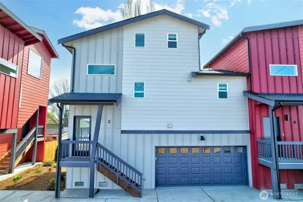 27523 102nd Avenue Nw #C, Stanwood, WA 98292