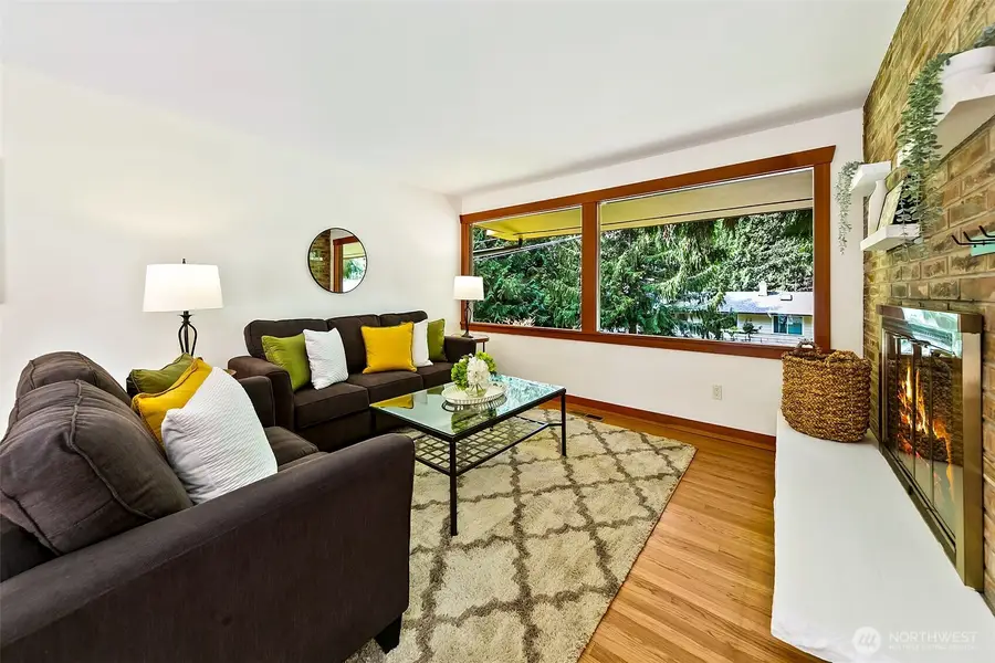 19116 17th Avenue Nw, Shoreline, WA 98177 - #3