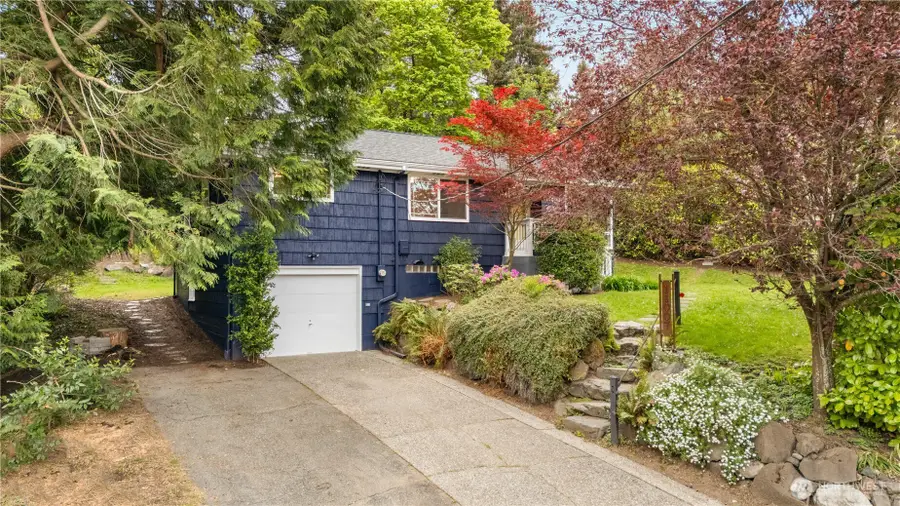11007 Alton Avenue Ne, Seattle, WA 98125 - #2