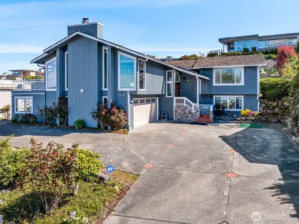 28904 5th Avenue S, Federal Way, WA 98003