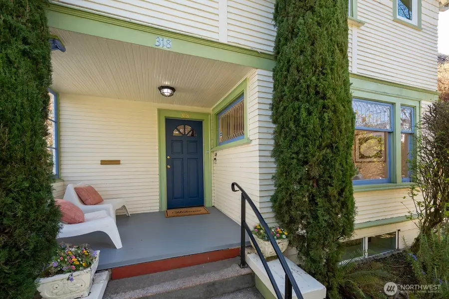 318 18th Avenue E, Seattle, WA 98112 - #2