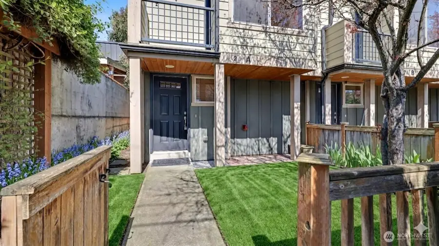 1120 N 92nd Street #A, Seattle, WA 98103 - #3