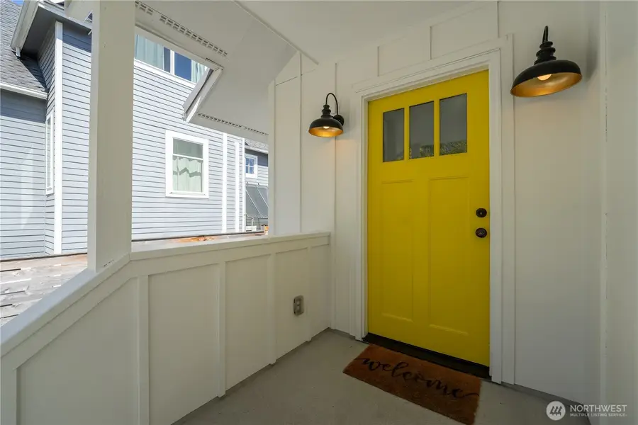 4418 40th Avenue Sw, Seattle, WA 98116 - #2