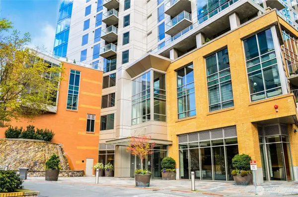 10610 NE 9th Place #1000, Bellevue, WA 98004