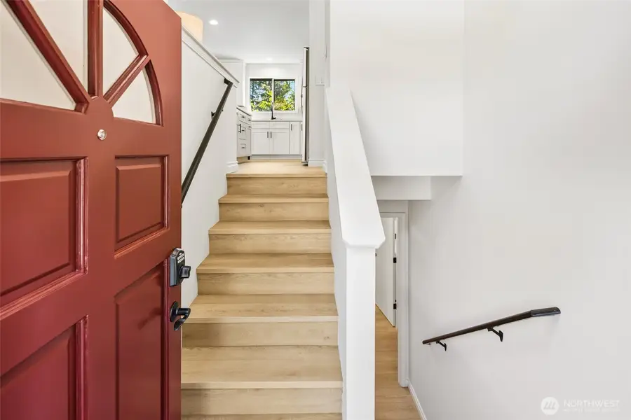 18526 16th Avenue Ne, Shoreline, WA 98155 - #2