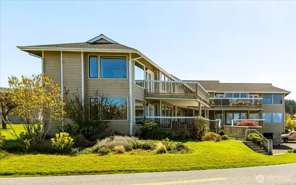 911 NE Leach Street #911, Coupeville, WA 98239