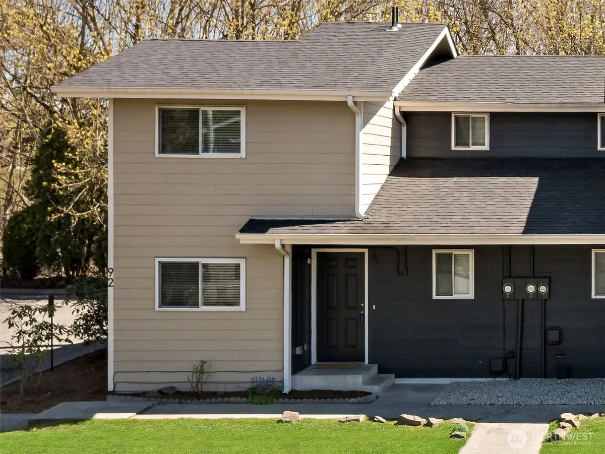 92 Quinn Avenue #A, Marysville, WA 98270 - #1