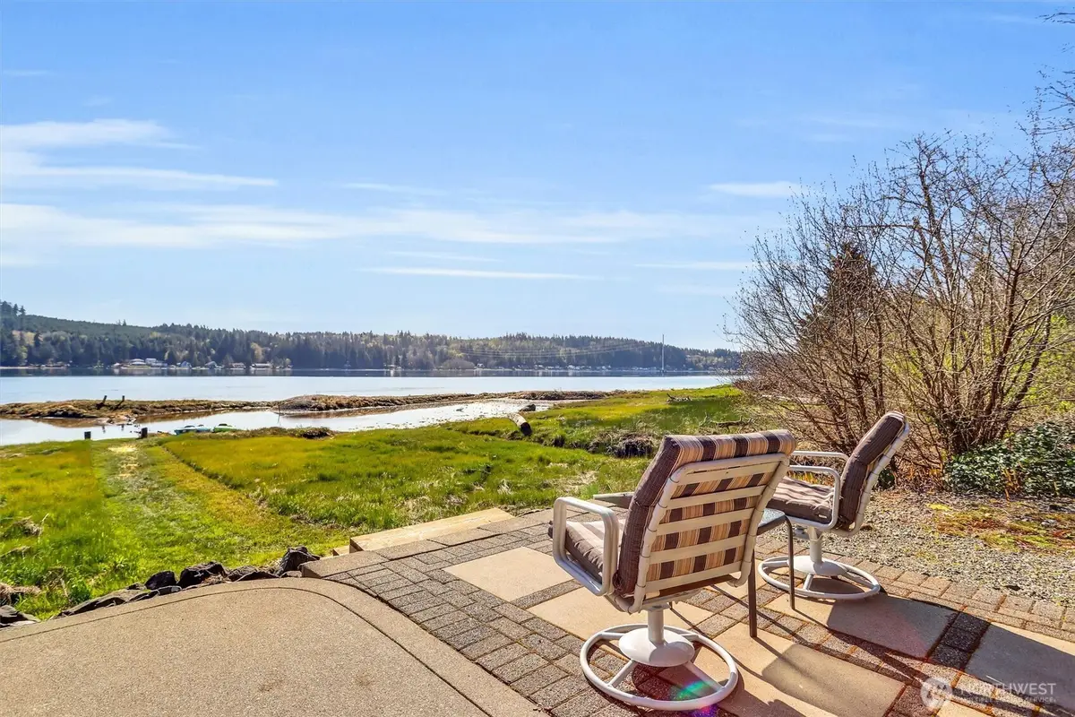 730 E North Bay Road, Allyn, WA 98524 - #1