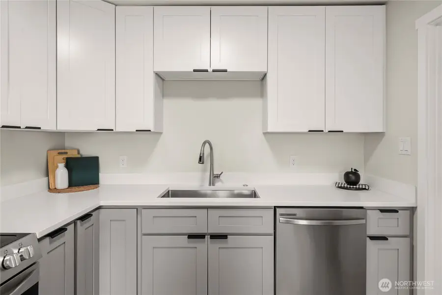 5221 S I, Tacoma, WA 98408 - #2