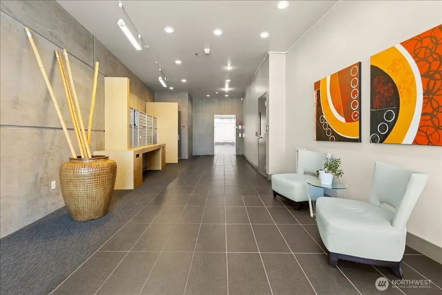 2960 Eastlake Avenue E #111, Seattle, WA 98102 - #3