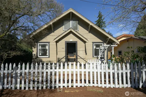 1502 E Maplewood Avenue, Bellingham, WA 98225