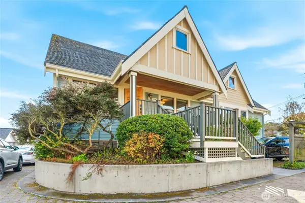 4418 Eastern Avenue N, Seattle, WA 98103