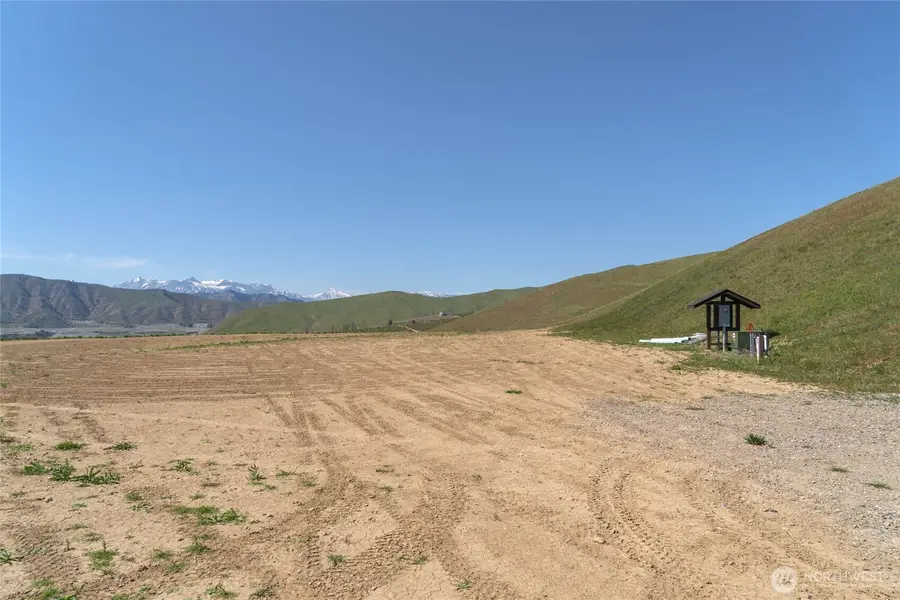 519 Diede Hills Lane, Wenatchee, WA 98801 - #2