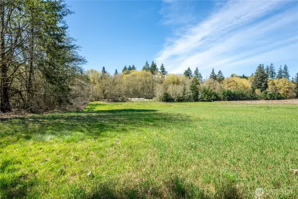 100 Magpie Drive #1, Castle Rock, WA 98611